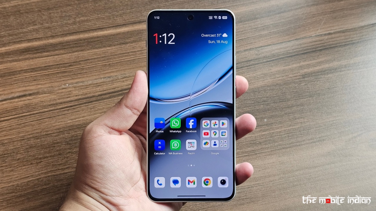 OnePlus Nord 4 display